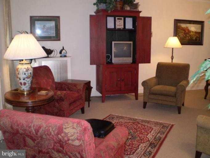 77 Maryland Ave - Photo 3 of 19