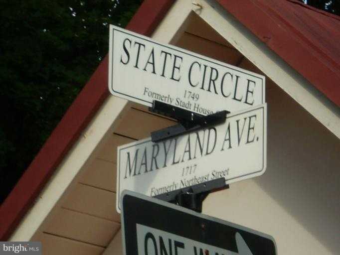 77 Maryland Ave - Photo 6 of 19