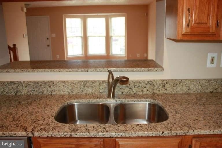 8567 Black Star Cir - Photo 6 of 15