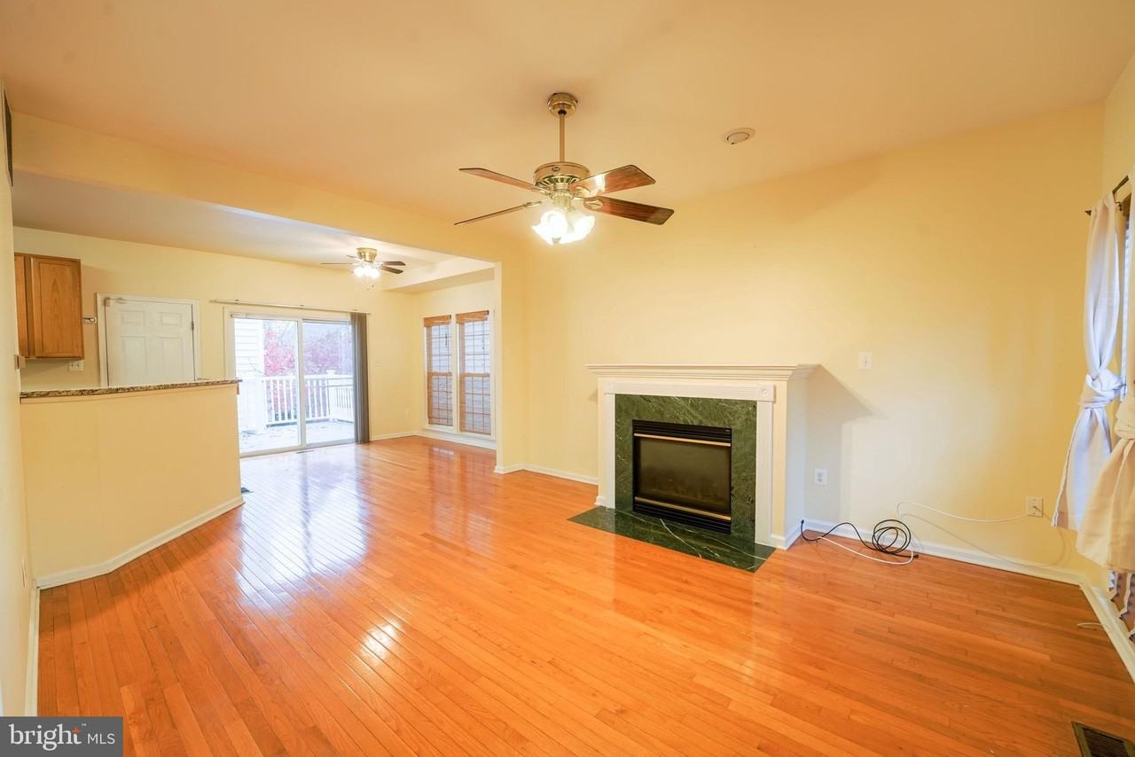 303 Highland Ridge Ave - Photo 3 of 18