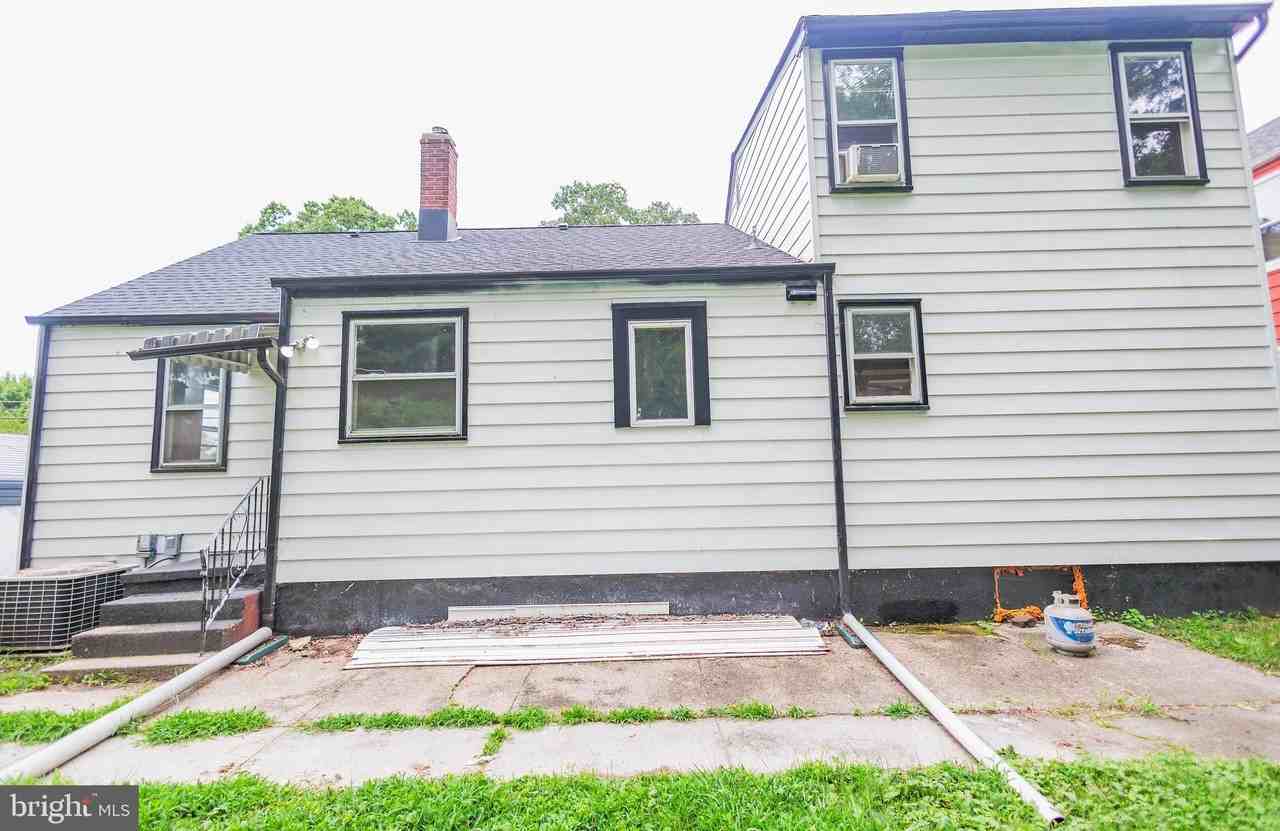 407 W High St - Photo 2 of 21