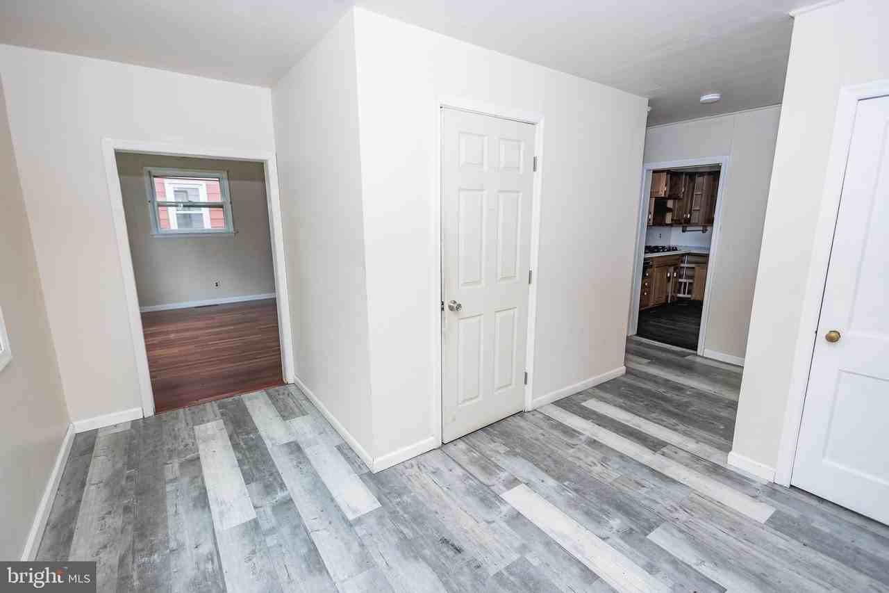 407 W High St - Photo 4 of 21