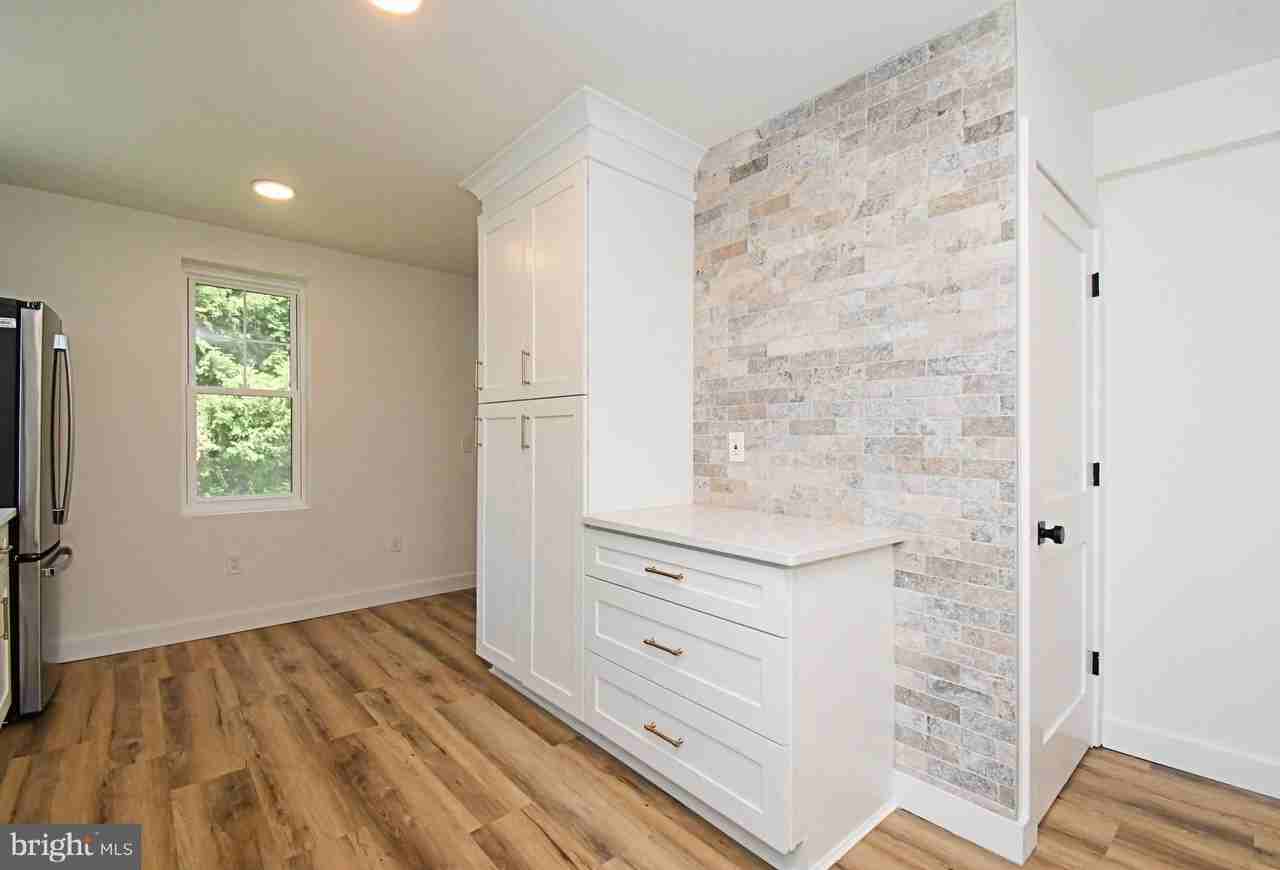 4776 Old Easton Rd - Photo 7 of 31