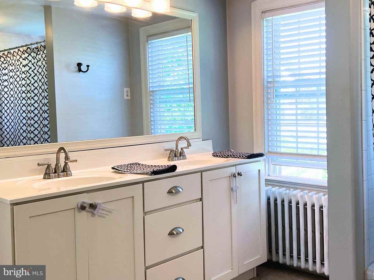 144 Church St - Photo 2 of 29
