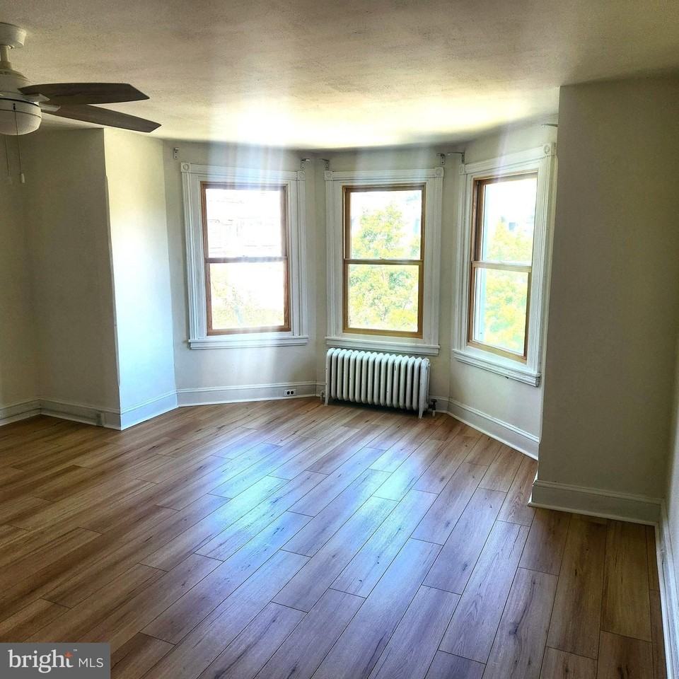 4812 Warrington Ave #3 - Photo 4 of 31