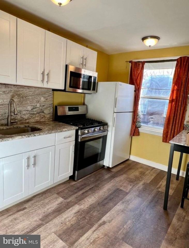6332 Gardenia St #2 - Photo 3 of 11