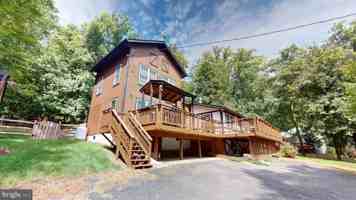 featured image of 104 Laurel Ln