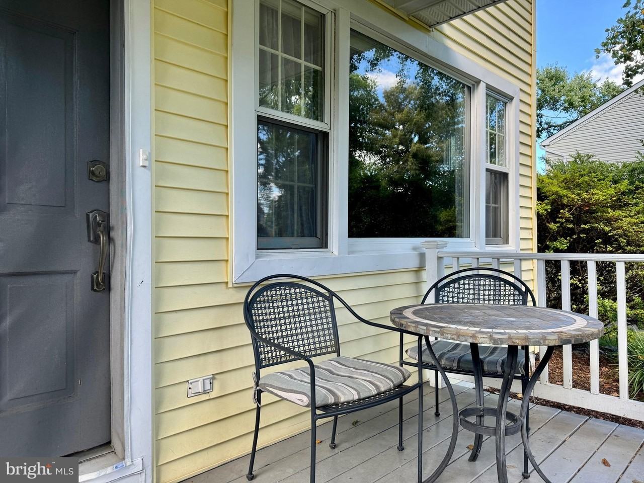 7608 Virginia Ave - Photo 3 of 45