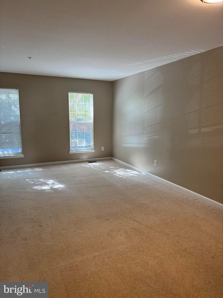1588 Leeds Castle Dr #101 - Photo 2 of 13
