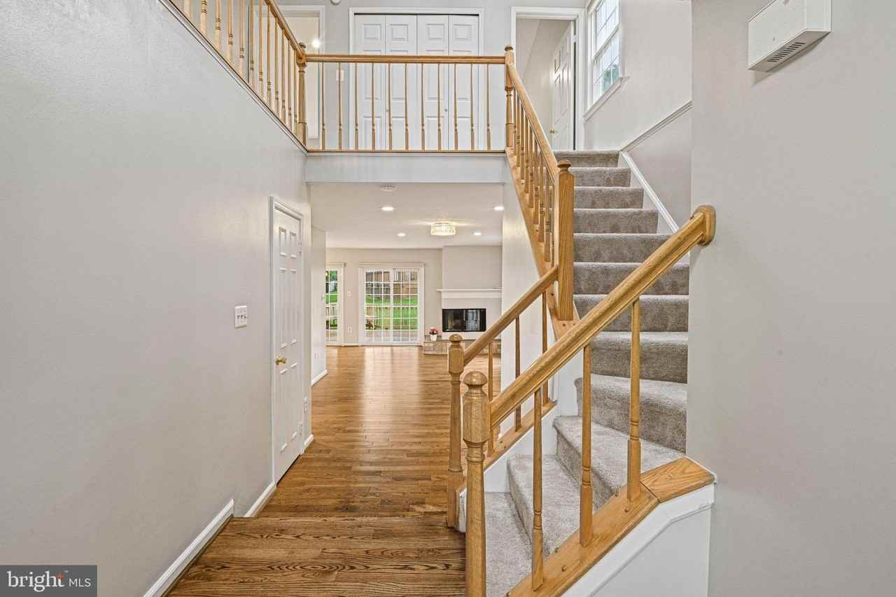 3860 Waythorn Pl - Photo 6 of 50