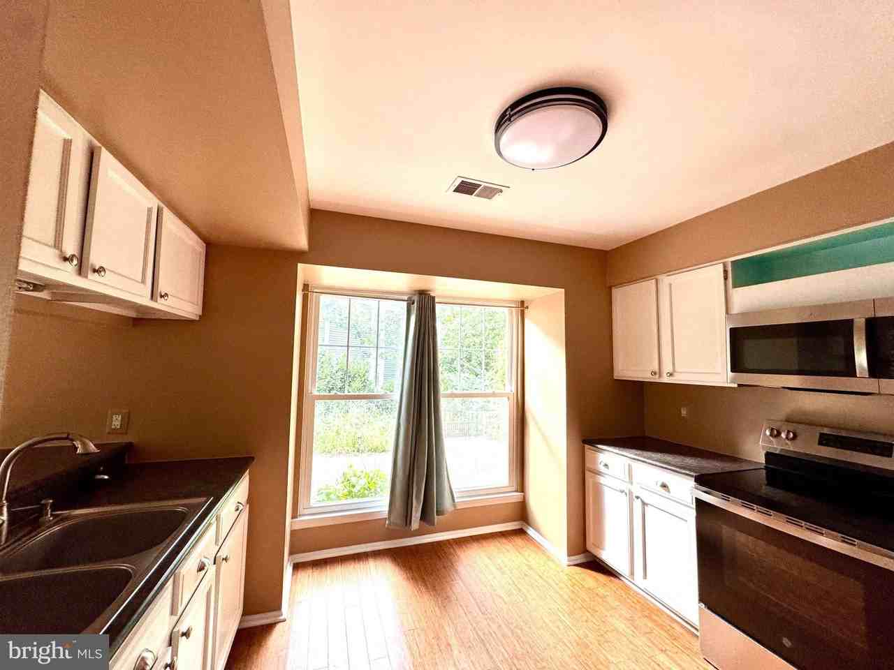 3414 Doe Run Ct - Photo 5 of 20
