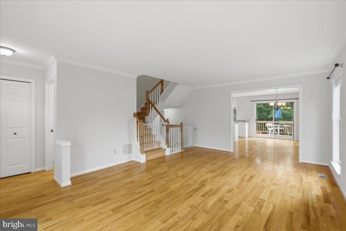 21028 Coach House Sq - Photo 6 of 28