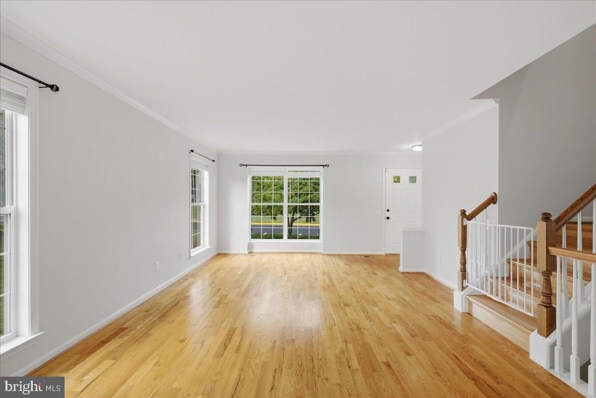 21028 Coach House Sq - Photo 7 of 28