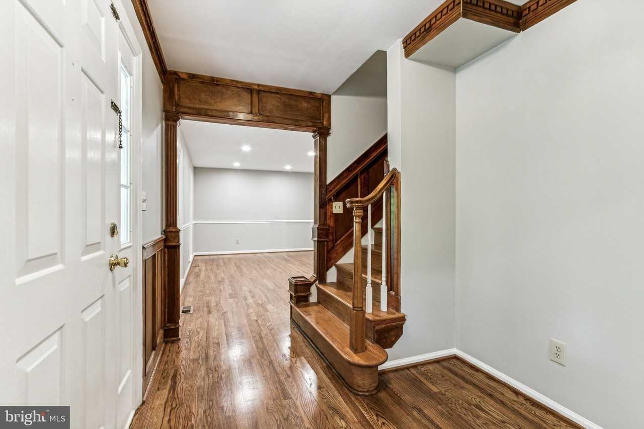 12203 Ashley Ct - Photo 3 of 26