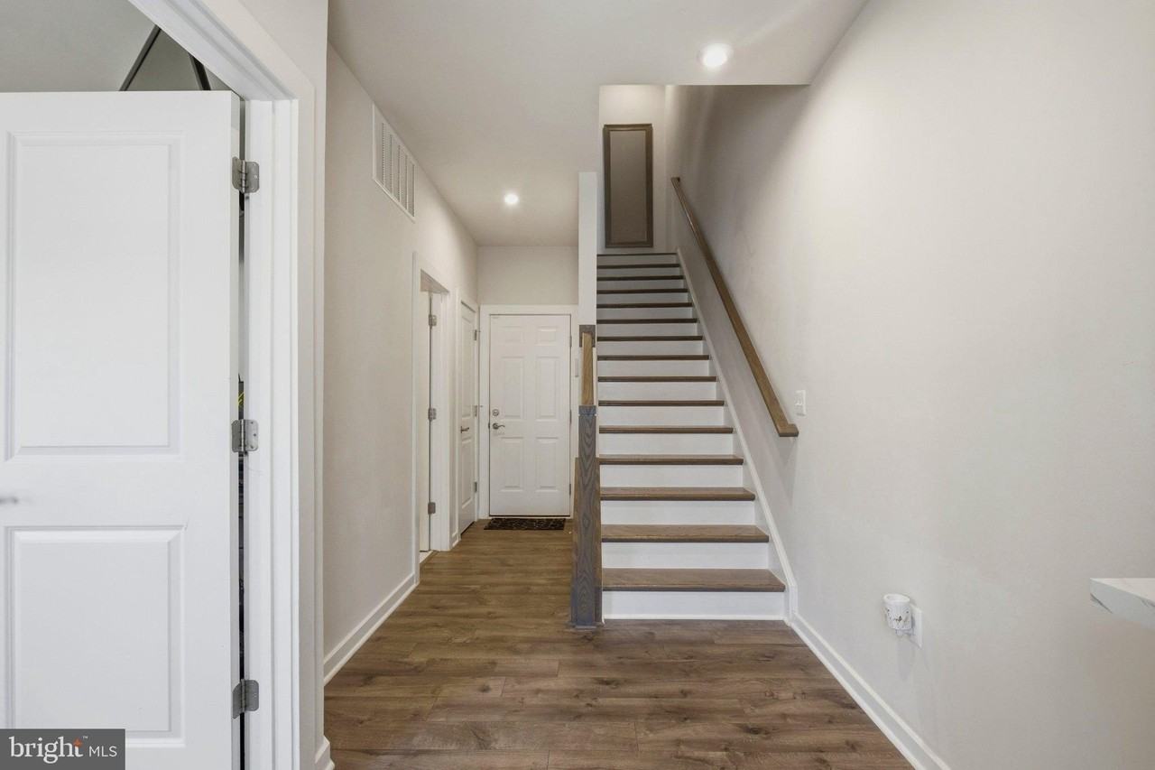 1790 Hickory Woods Rd - Photo 6 of 44