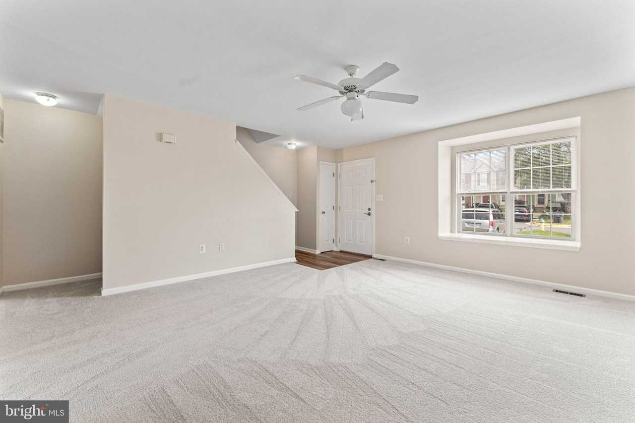 209 Ilona Ct - Photo 5 of 49