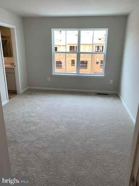 270 Swan Field Ave - Photo 5 of 9