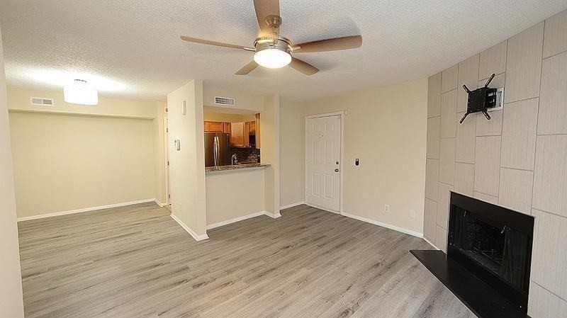 3706 Chimney Ridge Pl #101 - Photo 4 of 19