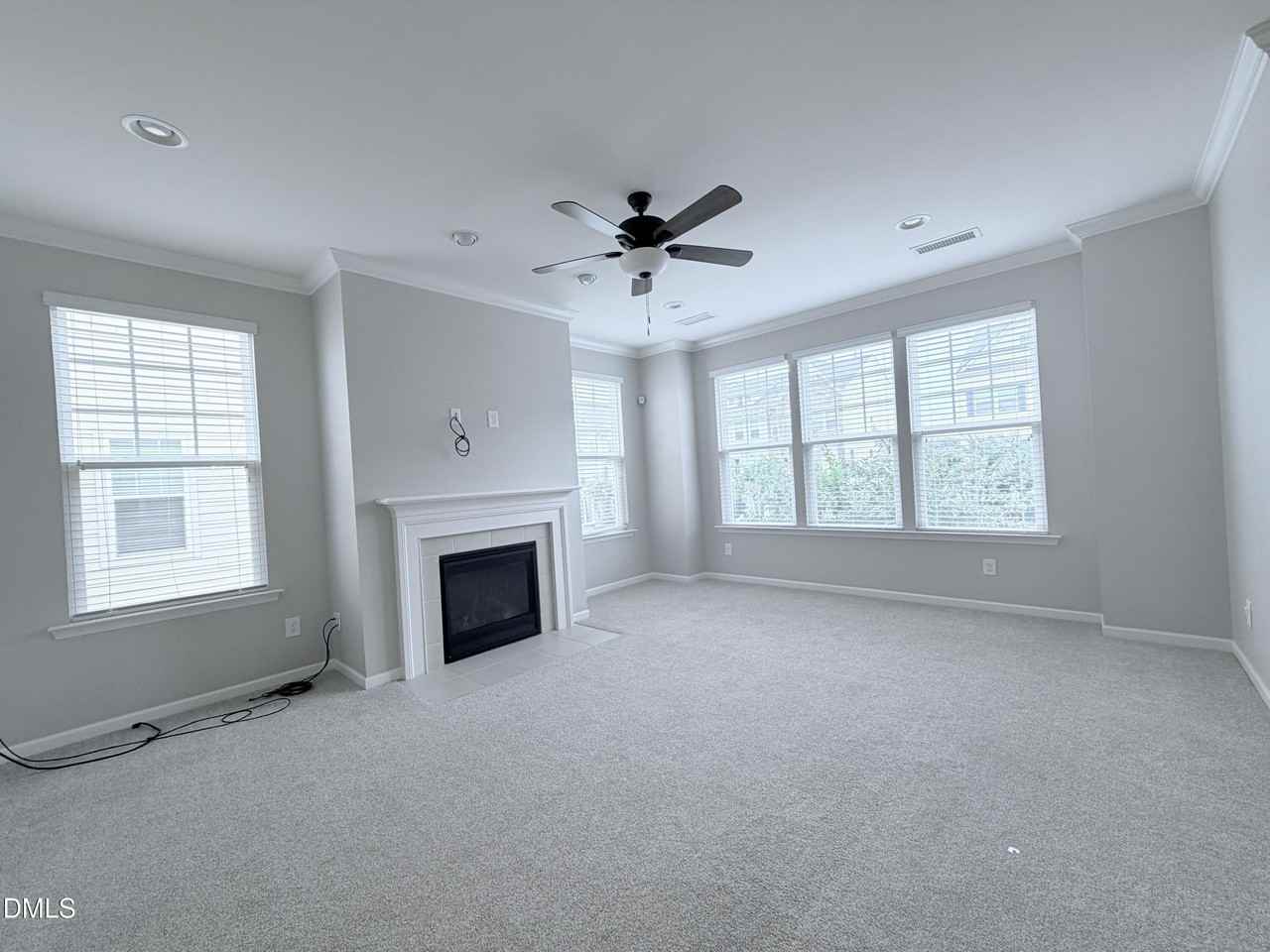 565 Grand Central Sta - Photo 7 of 17