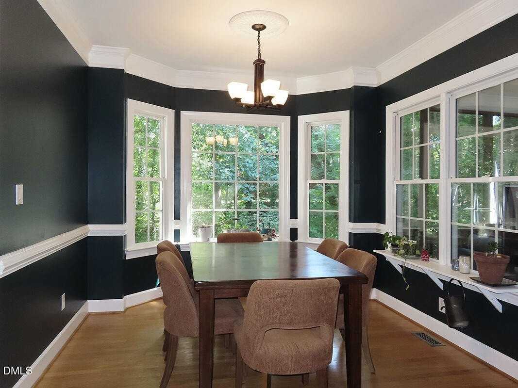 8 Wythebrook Ln - Photo 4 of 26