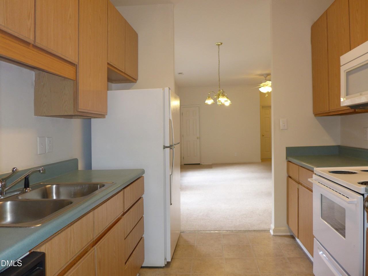 101 Rock Haven Rd #B206 - Photo 6 of 17