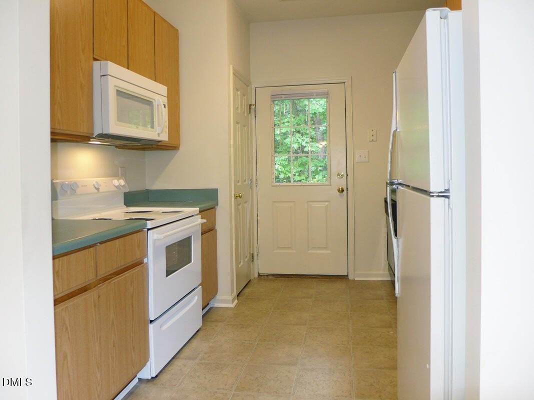 101 Rock Haven Rd #B206 - Photo 7 of 17