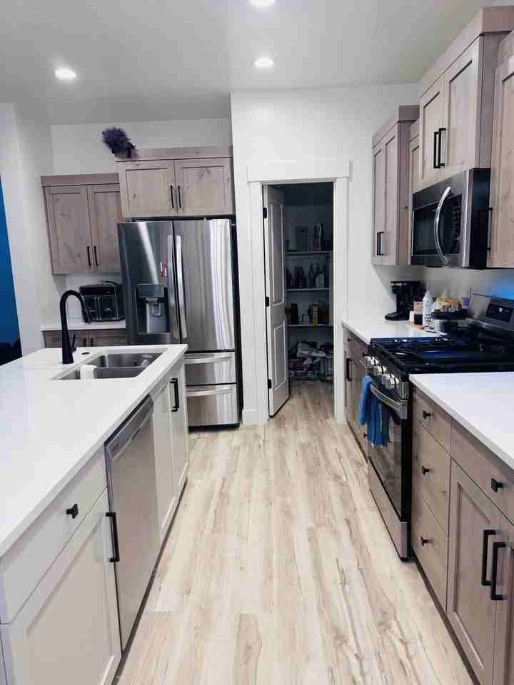 1433 E Honeycomb Dr - Photo 4 of 14