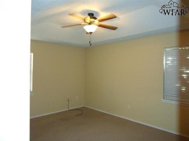 2419 Reilly Rd - Photo 6 of 9