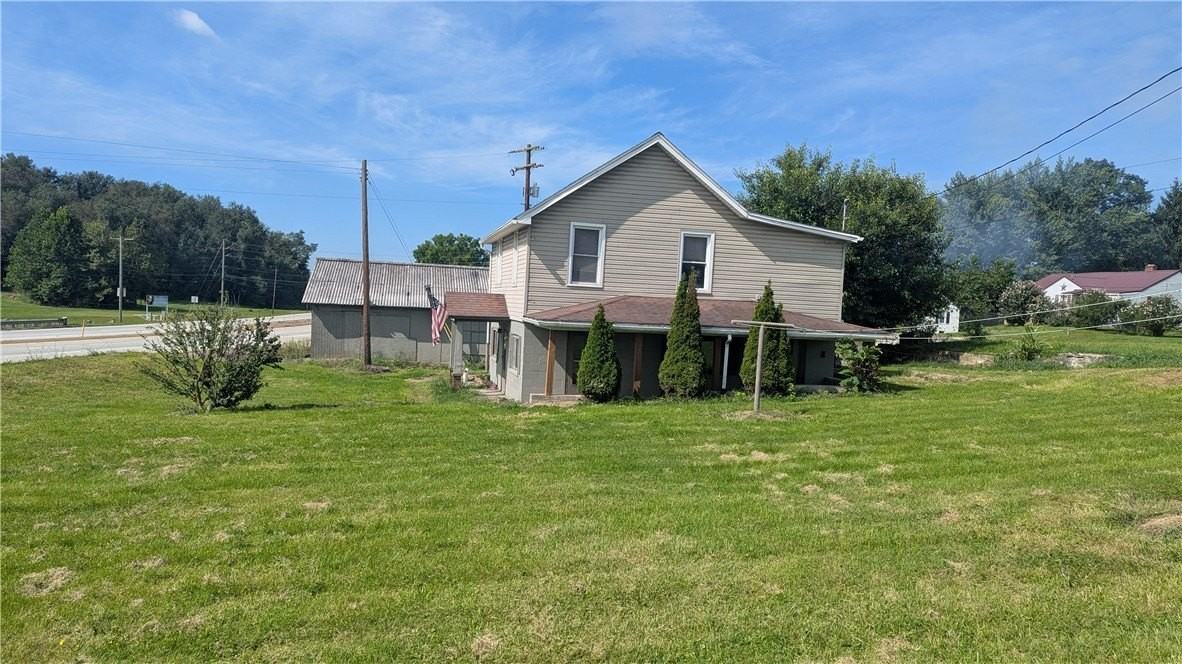 1320 Memorial Blvd - Photo 4 of 12