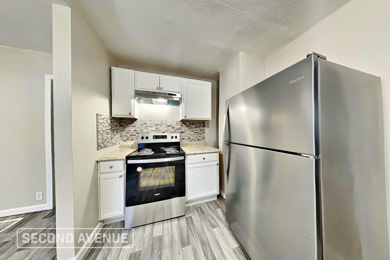 3820 E 69th Ter - Photo 4 of 18