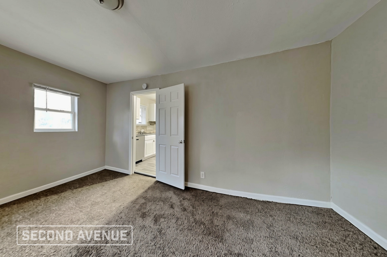 3820 E 69th Ter - Photo 7 of 18