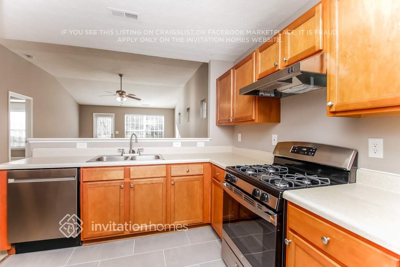 232 Topaz Dr - Photo 5 of 16