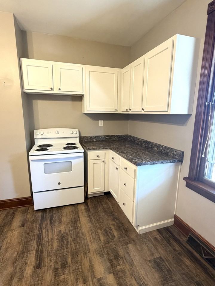 432 Juniper St #1 - Photo 5 of 14