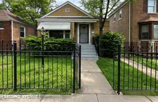 10605 S Indiana Ave - Photo 1 of 1