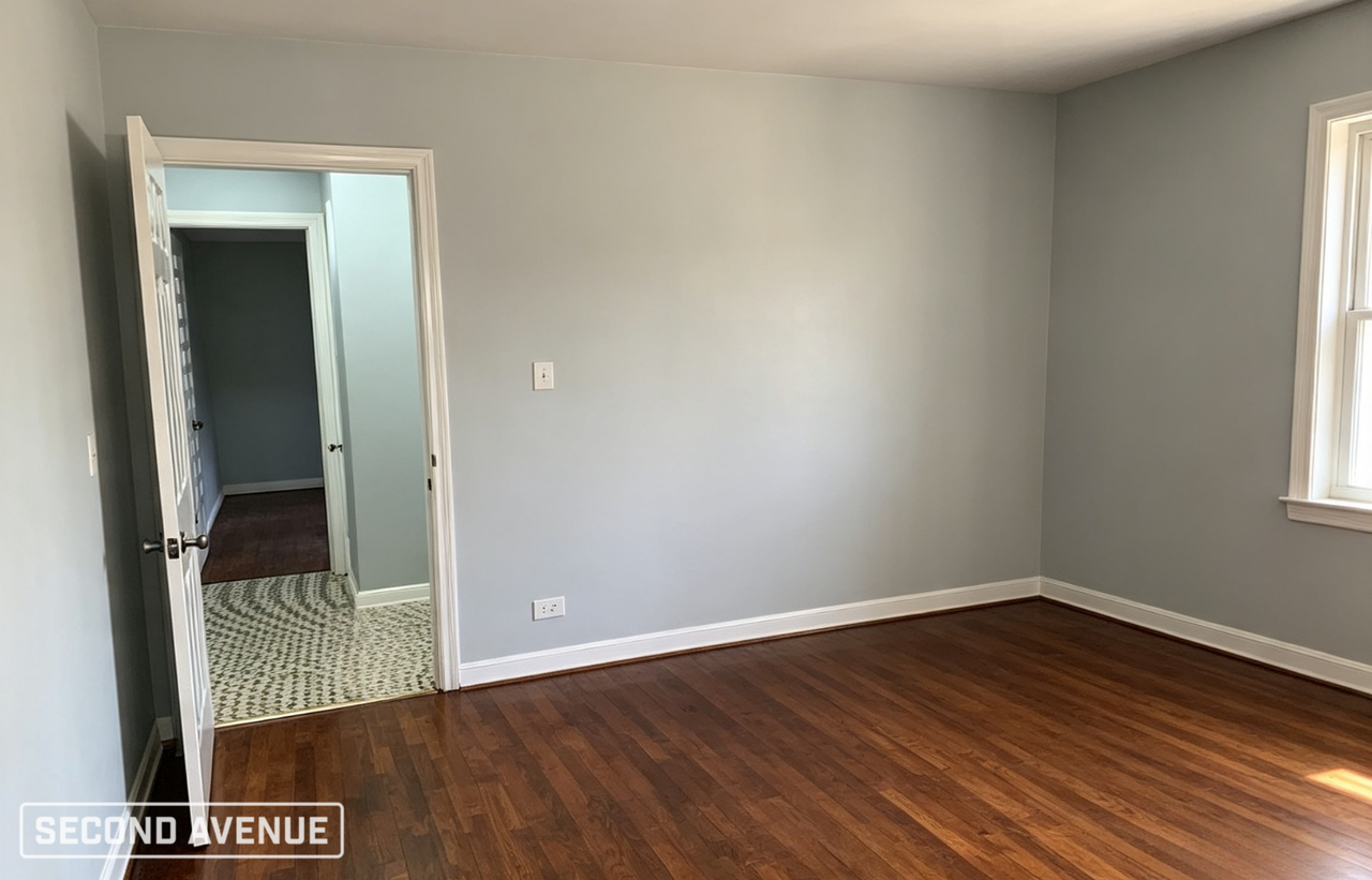10605 S Indiana Ave - Photo 4 of 9