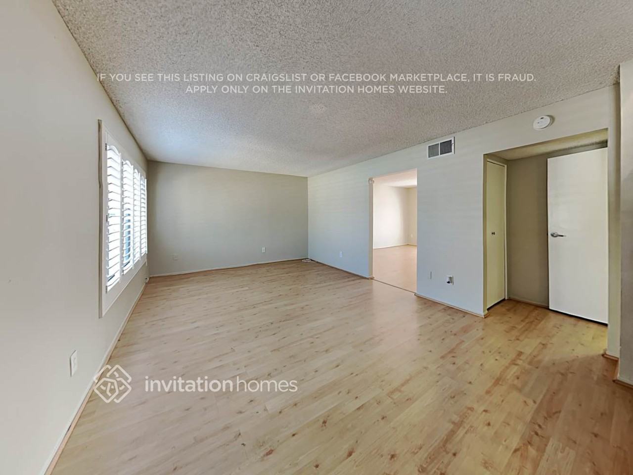 9645 Karmont Ave - Photo 5 of 21