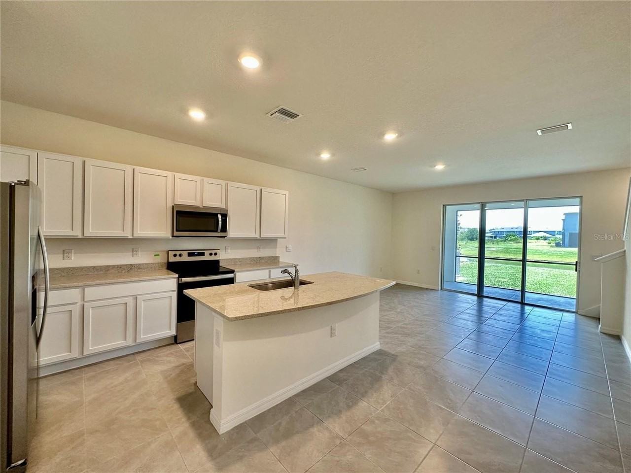 1841 Pleasant Maple Ct - Photo 4 of 33