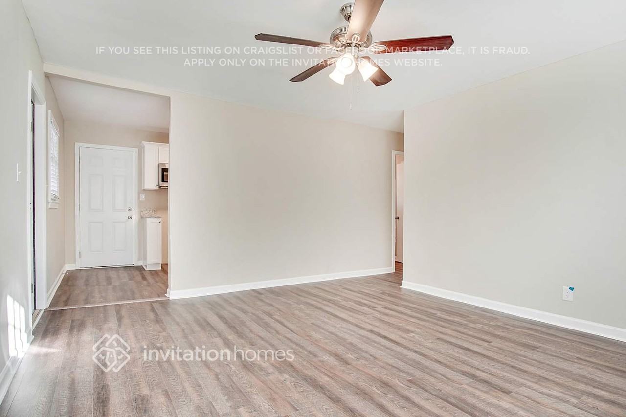 70 Macon Pl Se - Photo 7 of 20