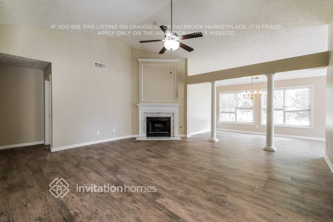 5005 Edisto Ln - Photo 4 of 16