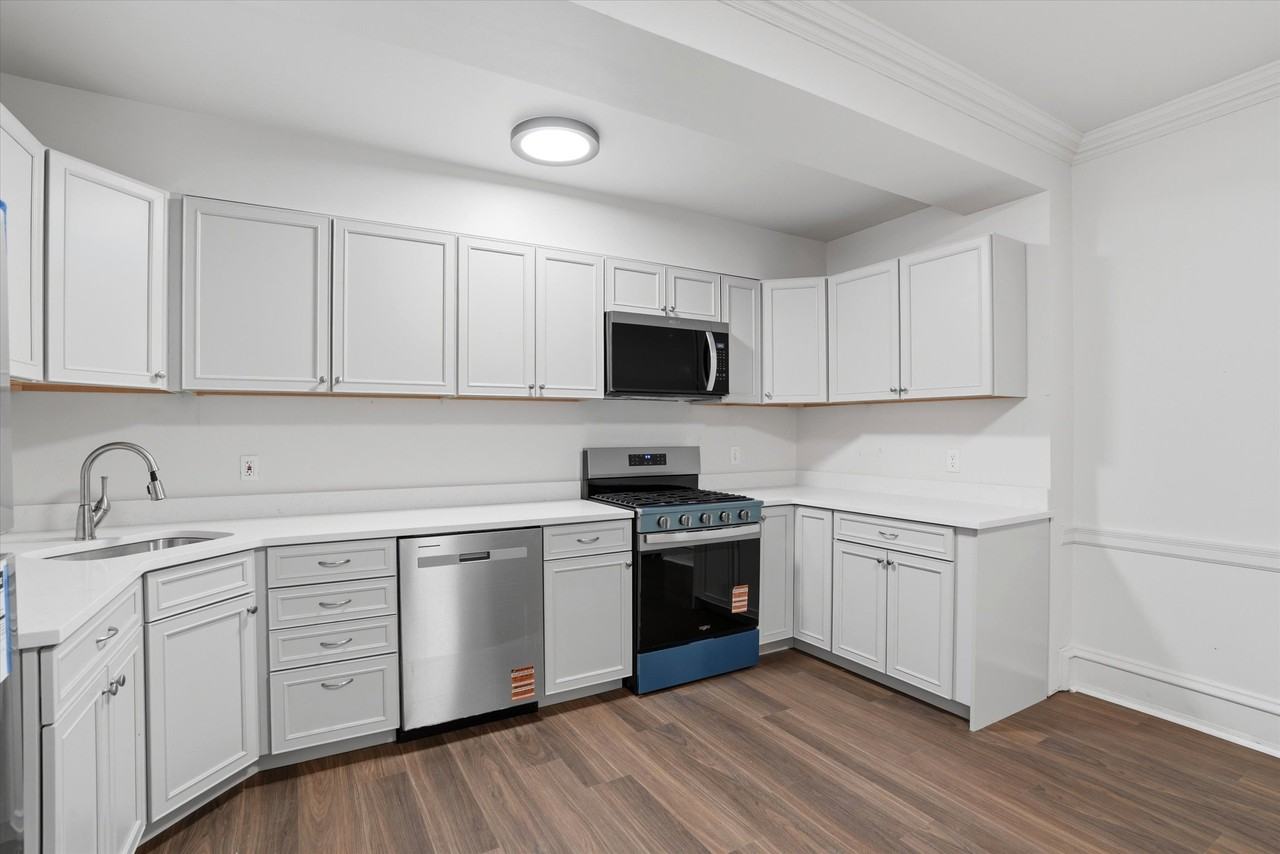 112 N 11th St #2 - Photo 7 of 10