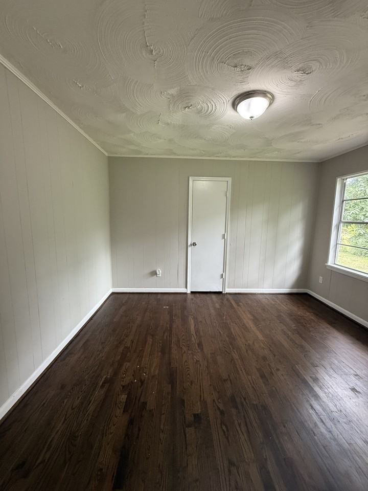 6921 41st Ave N #1 - Photo 6 of 8