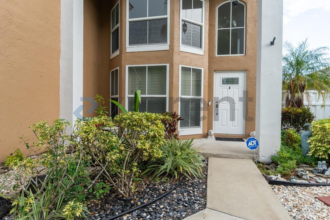 5290 Nw 53rd Ave - Photo 5 of 34