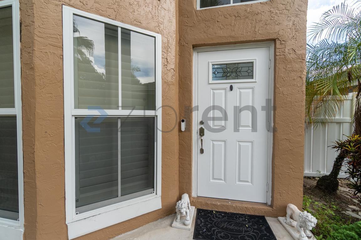 5290 Nw 53rd Ave - Photo 6 of 34