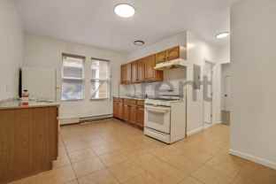 204 Magnolia St #2R - Photo 1 of 1