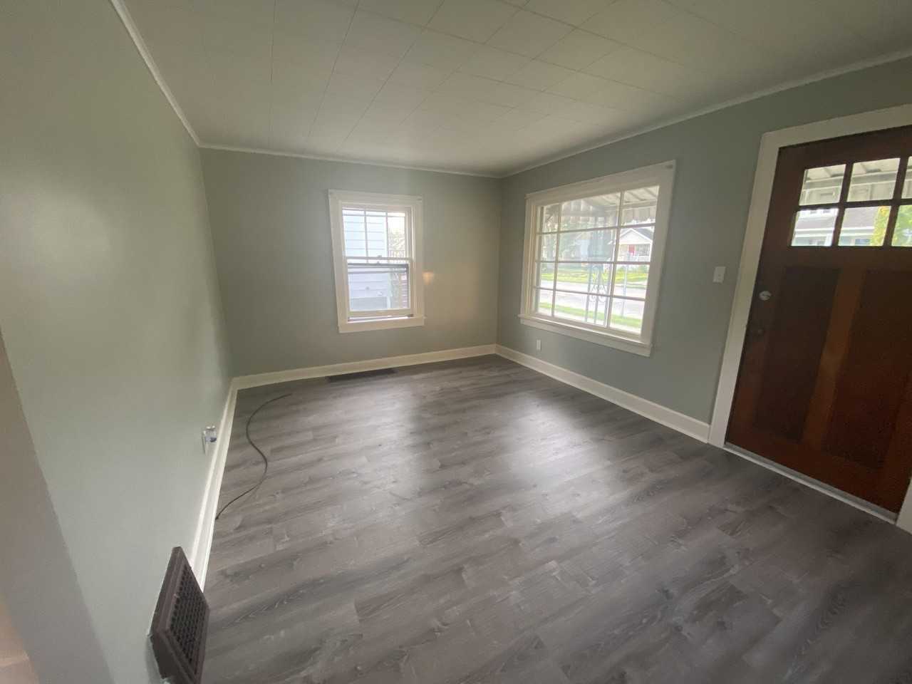 359 E Ohio Ave #0 - Photo 5 of 8