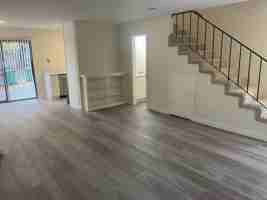 featured image of 435 Henderson St #4