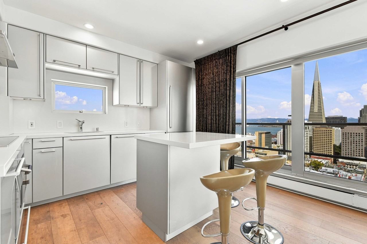 30 Miller Pl #11 - Photo 4 of 17