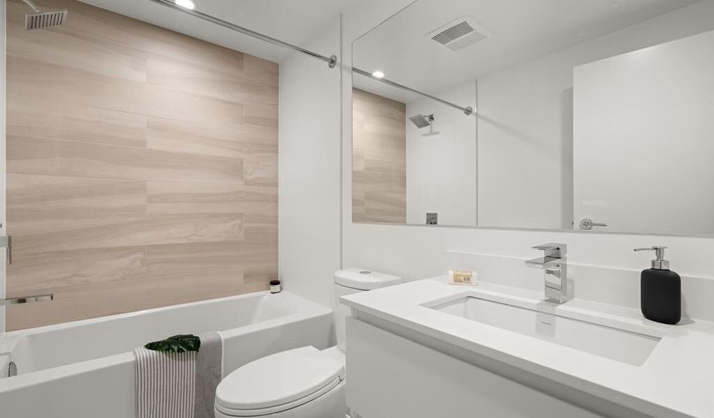 13615 Fraser Highway #35th Floor - Photo 7 of 25