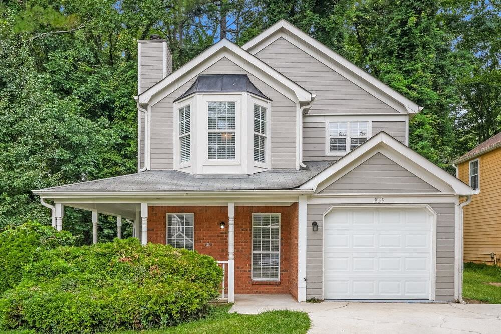839 Ashley Ln