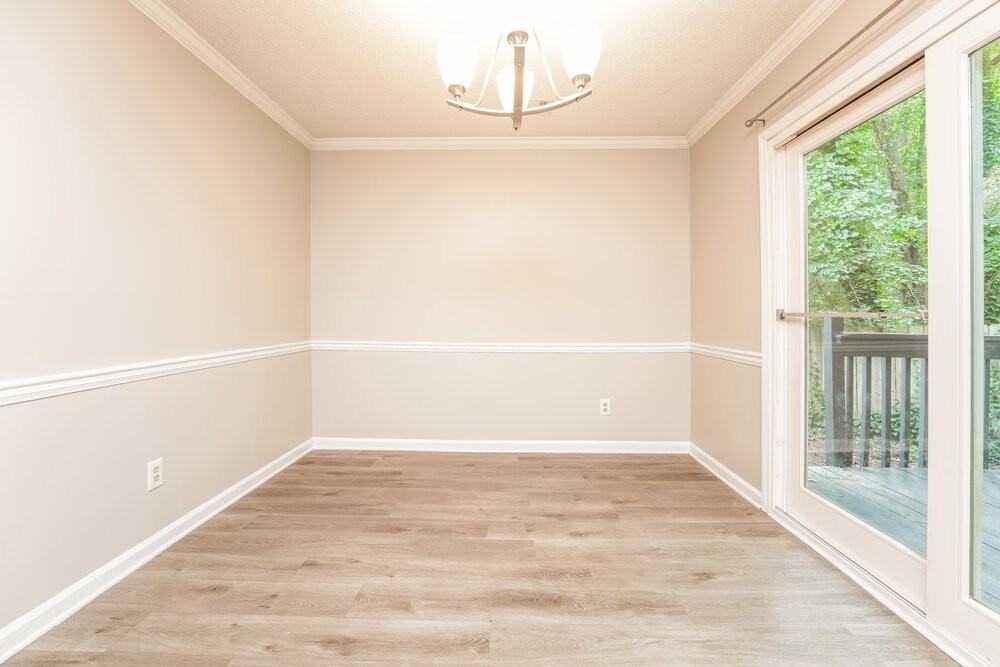 839 Ashley Ln - Photo 7 of 17